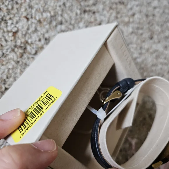 Lola Rose London "Truthfulness" Watch - Picture 10 of 10